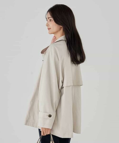 a.v.v / アー・ヴェ・ヴェ トレンチコート | ミドルトレンチコート（アイボリー）