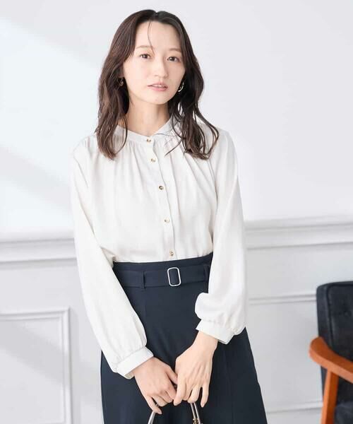 a.v.v / アー・ヴェ・ヴェ シャツ・ブラウス | 【低身長サイズ】【洗える】サテンギャザーブラウス | 詳細18
