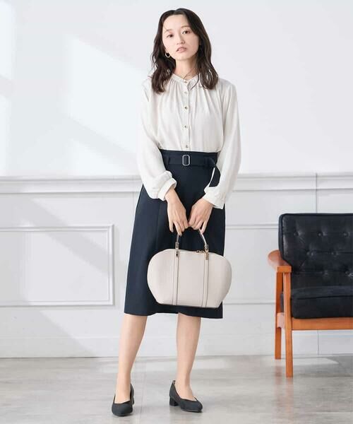 a.v.v / アー・ヴェ・ヴェ シャツ・ブラウス | 【低身長サイズ】【洗える】サテンギャザーブラウス | 詳細21