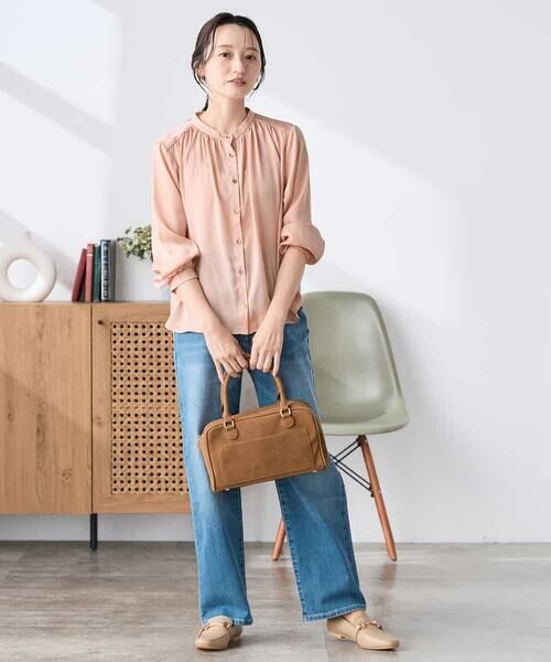 a.v.v / アー・ヴェ・ヴェ シャツ・ブラウス | 【低身長サイズ】【洗える】サテンギャザーブラウス | 詳細5