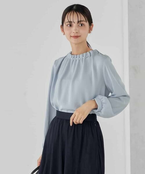 a.v.v / アー・ヴェ・ヴェ シャツ・ブラウス | 【洗える】タックネックブラウス | 詳細2