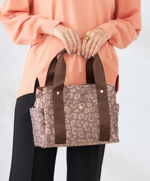 a.v.v / アー・ヴェ・ヴェ トートバッグ | 【2WAY】10ポケットバッグ（ブラウン）