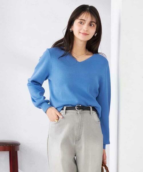 a.v.v / アー・ヴェ・ヴェ ニット・セーター | 【洗える/UVカット】Vネックパフスリーブニット（ブルー）