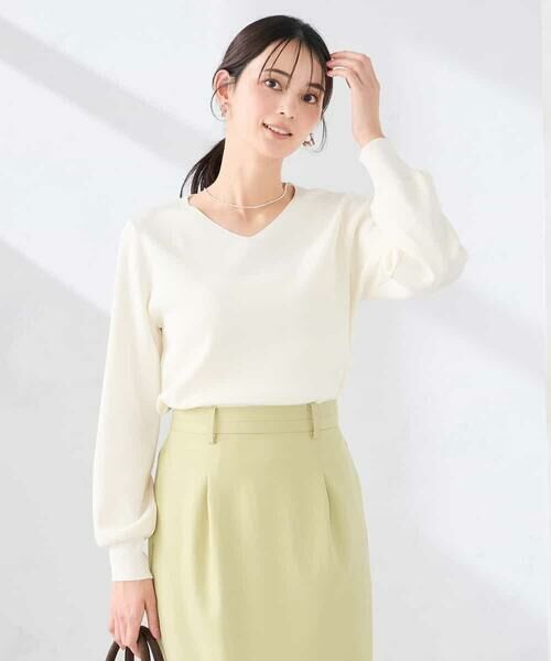 a.v.v / アー・ヴェ・ヴェ ニット・セーター | 【洗える/UVカット】Vネックパフスリーブニット（ホワイト）