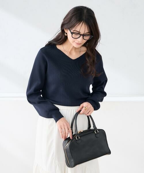 a.v.v / アー・ヴェ・ヴェ ニット・セーター | 【WEB限定/洗える/UVカット】Vネックパフスリーブニット（ネイビー）