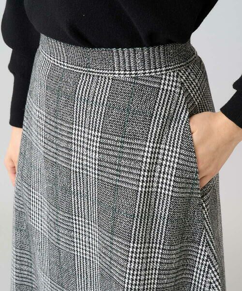 a.v.v / アー・ヴェ・ヴェ ロング・マキシ丈スカート | チェック柄フレアスカート | 詳細8
