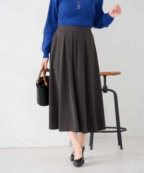 a.v.v / アー・ヴェ・ヴェ ロング・マキシ丈スカート | 落ち感フレアスカート（ダークグレー）