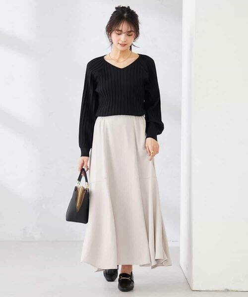 a.v.v / アー・ヴェ・ヴェ ロング・マキシ丈スカート | サテンマーメイドフレアスカート | 詳細10