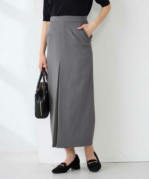 a.v.v / アー・ヴェ・ヴェ ロング・マキシ丈スカート | ストライプナロースカート（グレー）