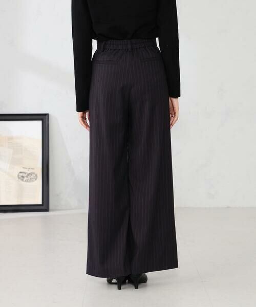 a.v.v / アー・ヴェ・ヴェ その他パンツ | ストライプタックワイドパンツ | 詳細16