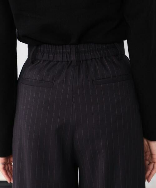 a.v.v / アー・ヴェ・ヴェ その他パンツ | ストライプタックワイドパンツ | 詳細17