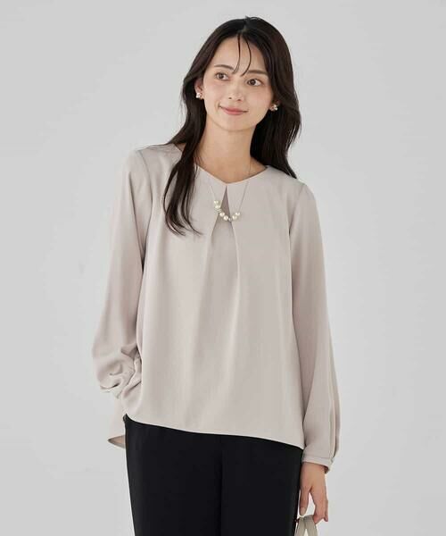 a.v.v / アー・ヴェ・ヴェ シャツ・ブラウス | サテンバックフレアブラウス【洗える/速乾/毛玉になりにくい/イージーケア】 | 詳細14