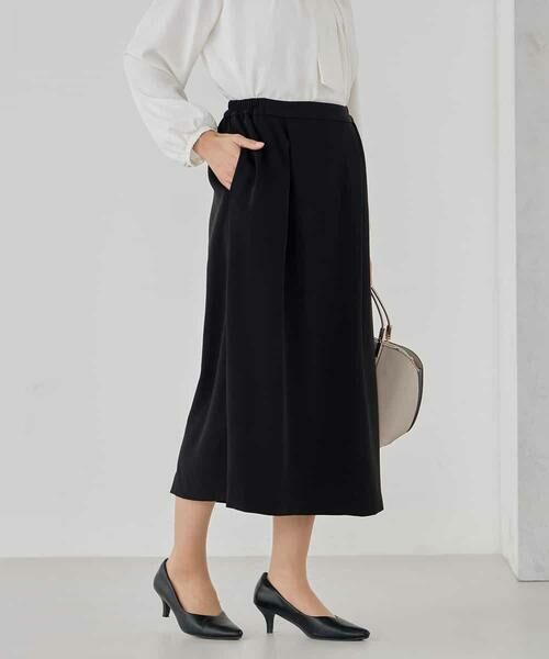 a.v.v / アー・ヴェ・ヴェ ミニ・ひざ丈スカート | サテンナロースカート【洗える/速乾/毛玉になりにくい/イージーケア】(ブラック)