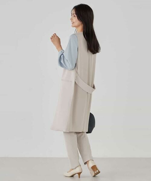 a.v.v / アー・ヴェ・ヴェ セットアップ | サテンサイドスリットジレ【洗える/速乾/毛玉になりにくい/イージーケア】 | 詳細14
