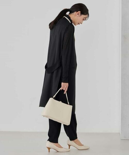 a.v.v / アー・ヴェ・ヴェ セットアップ | サテンサイドスリットジレ【洗える/速乾/毛玉になりにくい/イージーケア】 | 詳細20