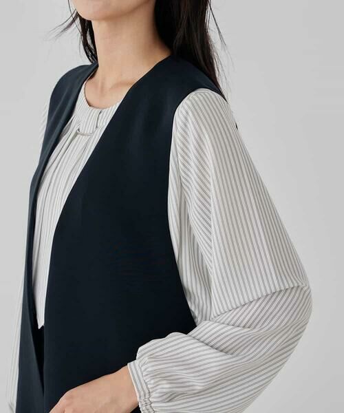 a.v.v / アー・ヴェ・ヴェ セットアップ | サテンサイドスリットジレ【洗える/速乾/毛玉になりにくい/イージーケア】 | 詳細26