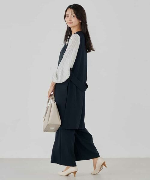 a.v.v / アー・ヴェ・ヴェ セットアップ | サテンサイドスリットジレ【洗える/速乾/毛玉になりにくい/イージーケア】 | 詳細3