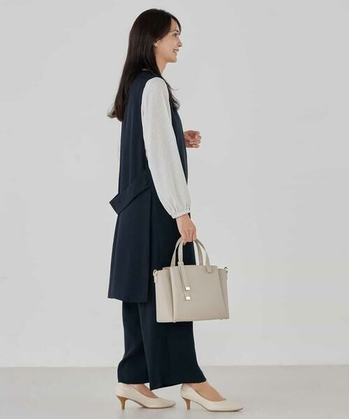 a.v.v / アー・ヴェ・ヴェ セットアップ | サテンサイドスリットジレ【洗える/速乾/毛玉になりにくい/イージーケア】 | 詳細6