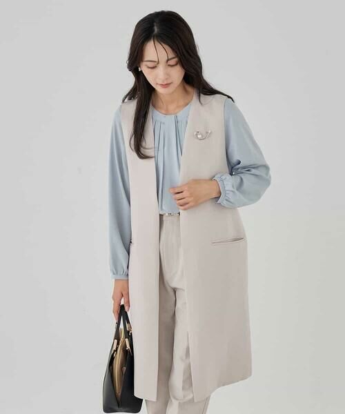 a.v.v / アー・ヴェ・ヴェ セットアップ | サテンサイドスリットジレ【洗える/速乾/毛玉になりにくい/イージーケア】 | 詳細9