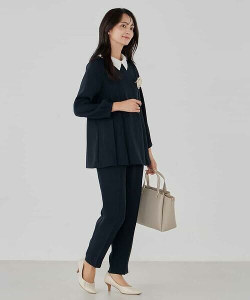 a.v.v / アー・ヴェ・ヴェ チノ・ワークパンツ | サテンテーパードパンツ【洗える/速乾/毛玉になりにくい/イージーケア】 | 詳細11