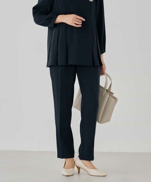 a.v.v / アー・ヴェ・ヴェ チノ・ワークパンツ | サテンテーパードパンツ【洗える/速乾/毛玉になりにくい/イージーケア】 | 詳細3