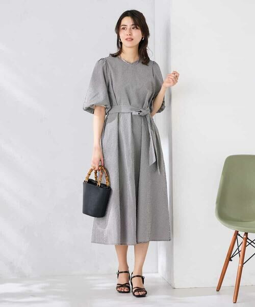 a.v.v / アー・ヴェ・ヴェ ロング・マキシ丈ワンピース | ソフトサッカーパフスリーブワンピース（ブラック）