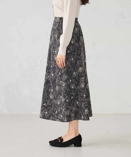 a.v.v / アー・ヴェ・ヴェ ロング・マキシ丈スカート | フラワープリントマーメイドスカート | 詳細10