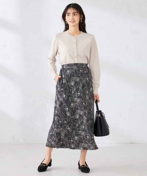 a.v.v / アー・ヴェ・ヴェ ロング・マキシ丈スカート | フラワープリントマーメイドスカート | 詳細4