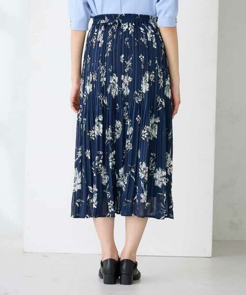a.v.v / アー・ヴェ・ヴェ ロング・マキシ丈スカート | 【洗える】フラワープリントランダムプリーツスカート | 詳細15