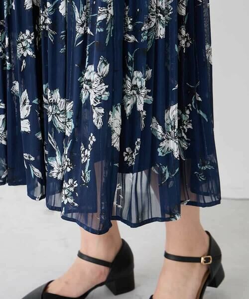 a.v.v / アー・ヴェ・ヴェ ロング・マキシ丈スカート | 【洗える】フラワープリントランダムプリーツスカート | 詳細18