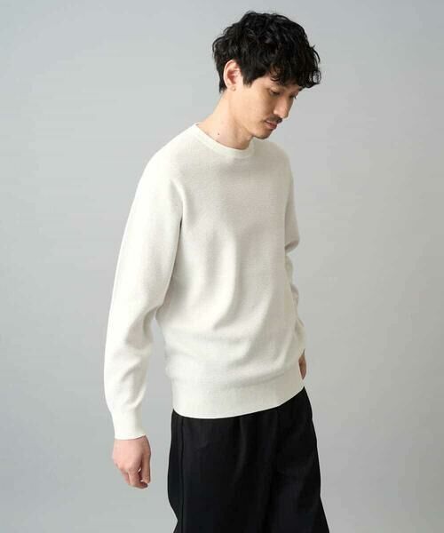 a.v.v / アー・ヴェ・ヴェ ニット・セーター | 【洗濯機で洗える】タックメッシュクルーネックニット（ホワイト）