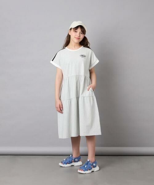 a.v.v / アー・ヴェ・ヴェ ロング・マキシ丈ワンピース | [120-160]【接触冷感/毛玉になりにくい】配色ティアードワンピース | 詳細24