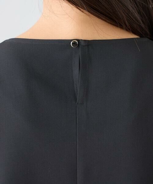 a.v.v / アー・ヴェ・ヴェ シャツ・ブラウス | ［支持率NO.1/接触冷感/速乾/UVカット/イージーケア］浅Vネックブラウス | 詳細25