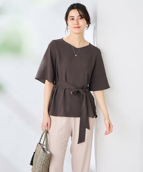 a.v.v / アー・ヴェ・ヴェ シャツ・ブラウス | ［支持率NO.1/接触冷感/速乾/UVカット/イージーケア］浅Vネックブラウス | 詳細9