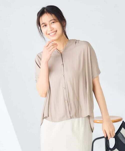 a.v.v / アー・ヴェ・ヴェ シャツ・ブラウス | Vネックギャザーブラウス | 詳細9