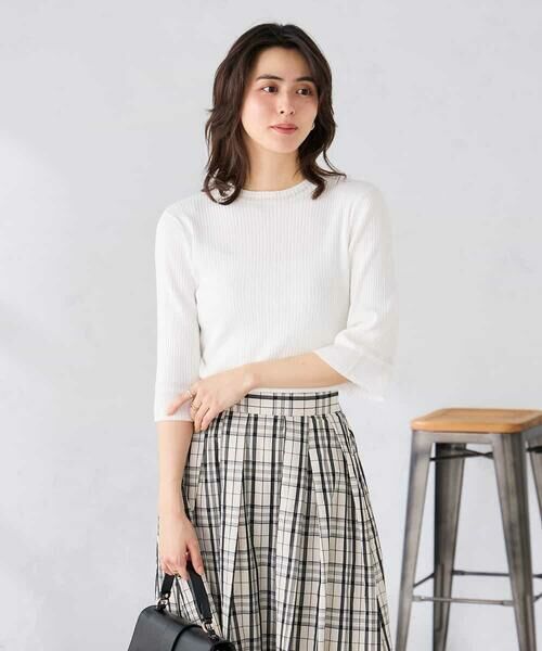 a.v.v / アー・ヴェ・ヴェ ニット・セーター | 部分シアーフレア袖リブニット | 詳細1