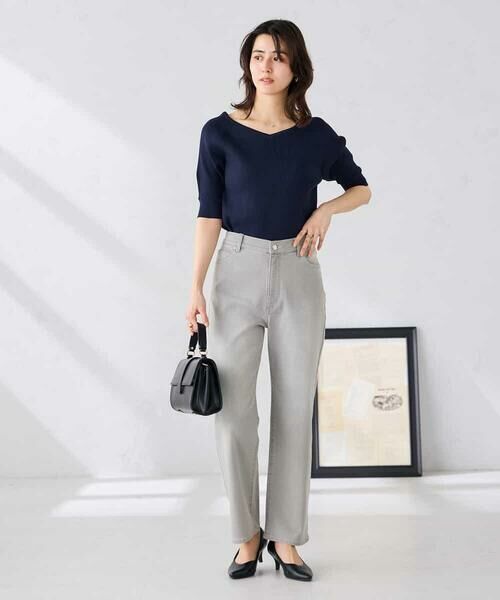 a.v.v / アー・ヴェ・ヴェ ニット・セーター | Vネックデコルテニット | 詳細5