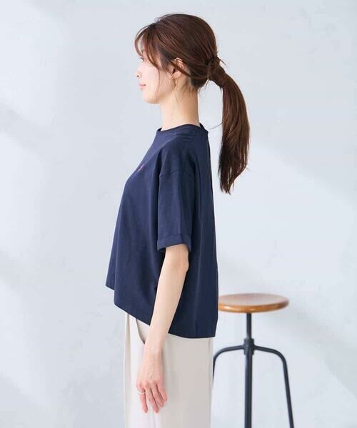 a.v.v / アー・ヴェ・ヴェ カットソー | 大人のクロップド刺繍Tシャツ【UVカット・接触冷感】 | 詳細4