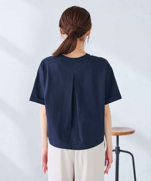 a.v.v / アー・ヴェ・ヴェ カットソー | 大人のクロップド刺繍Tシャツ【UVカット・接触冷感】 | 詳細5