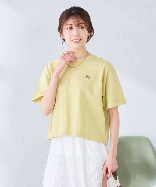 a.v.v / アー・ヴェ・ヴェ カットソー | 大人のクロップド刺繍Tシャツ【UVカット・接触冷感】（ライトイエロー）