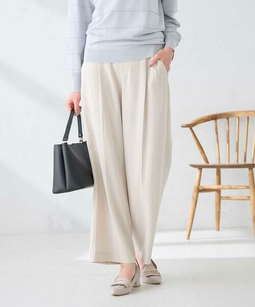 a.v.v / アー・ヴェ・ヴェ その他パンツ | ［支持率NO.1/接触冷感/速乾/UVカット/イージーケア］スッキリ見えワイドパンツ（グレージュ）