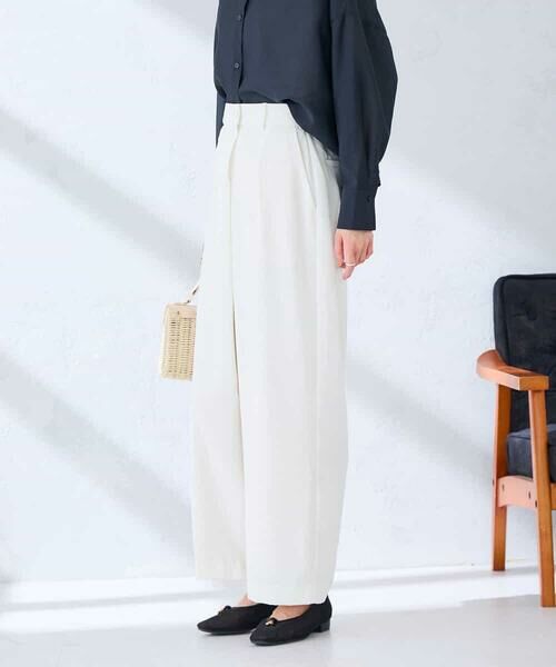 a.v.v / アー・ヴェ・ヴェ チノ・ワークパンツ | ラップ風ワイドパンツ | 詳細4