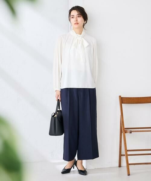 a.v.v / アー・ヴェ・ヴェ シャツ・ブラウス | 【洗える】2WAY袖プリーツボウタイブラウス | 詳細2