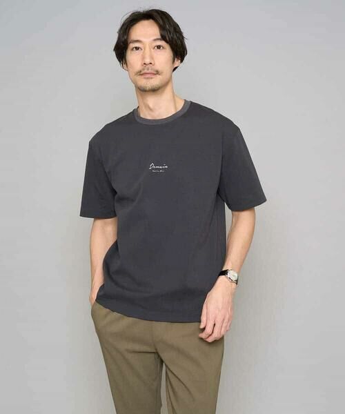 a.v.v / アー・ヴェ・ヴェ カットソー | 【イージーケア/洗濯機で洗える/速乾/毛玉になりにくい/接触冷感】ミニロゴプリントセミワイドシルエットカットソー（ダークグレー）