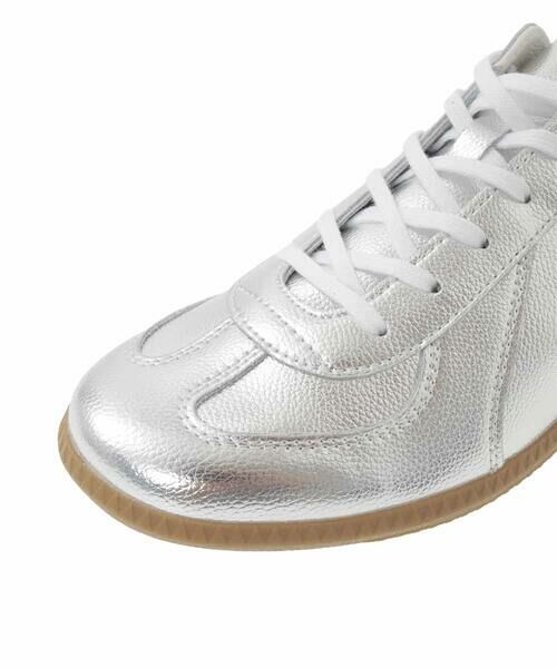 a.v.v / アー・ヴェ・ヴェ スニーカー | ジャーマントレーナー | 詳細7