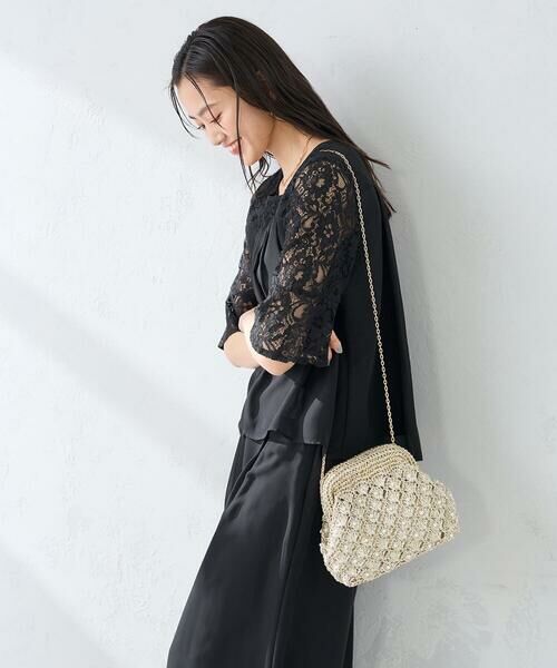 a.v.v / アー・ヴェ・ヴェ ショルダーバッグ | パール調編みバッグ（ゴールド）