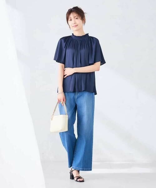 a.v.v / アー・ヴェ・ヴェ シャツ・ブラウス | エアリーサテンシャーリングネックブラウス | 詳細19