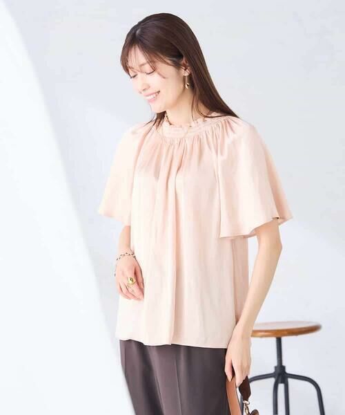 a.v.v / アー・ヴェ・ヴェ シャツ・ブラウス | エアリーサテンシャーリングネックブラウス | 詳細2