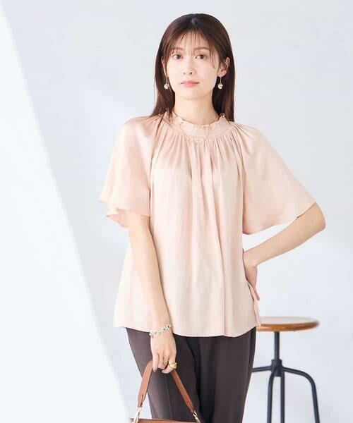 a.v.v / アー・ヴェ・ヴェ シャツ・ブラウス | エアリーサテンシャーリングネックブラウス（ピンク）