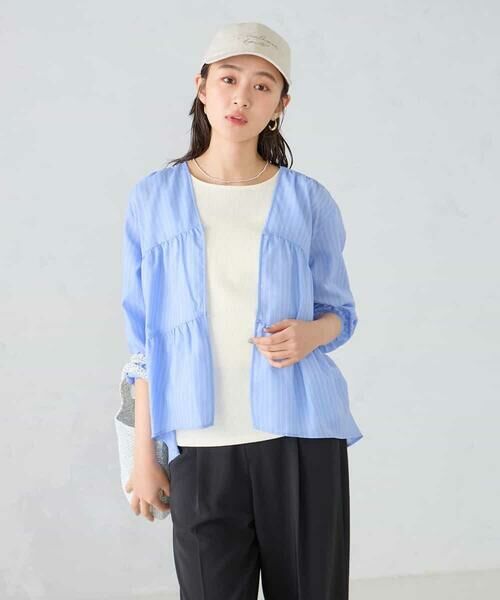 a.v.v / アー・ヴェ・ヴェ シャツ・ブラウス | ストライプ柄ティアードシアーブラウス | 詳細1